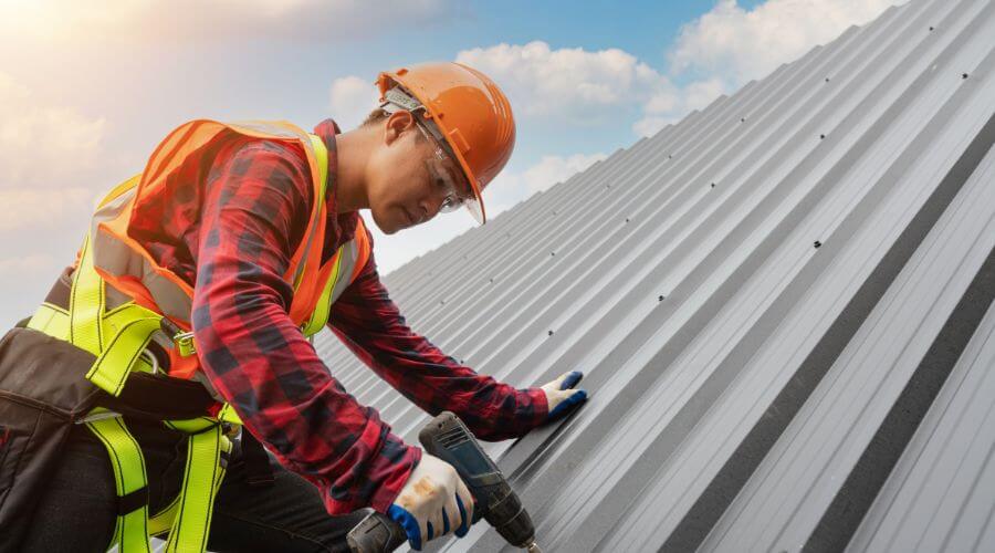 Professional residential roofers in Madera, PA